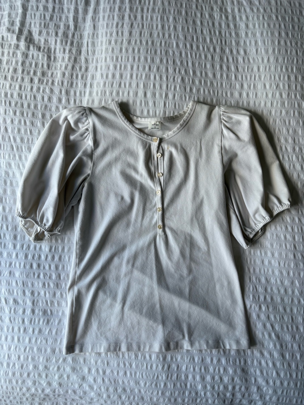 Wilfred Light Gray Puff-Sleeve Button-Front Top